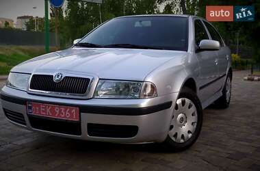 Лифтбек Skoda Octavia 2009 в 