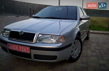 Лифтбек Skoda Octavia 2009 в 