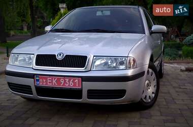 Лифтбек Skoda Octavia 2009 в 
