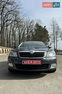 Универсал Skoda Octavia 2010 в 