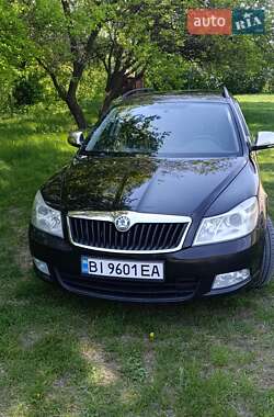 Універсал Skoda Octavia 2010 в Нових Санжарах