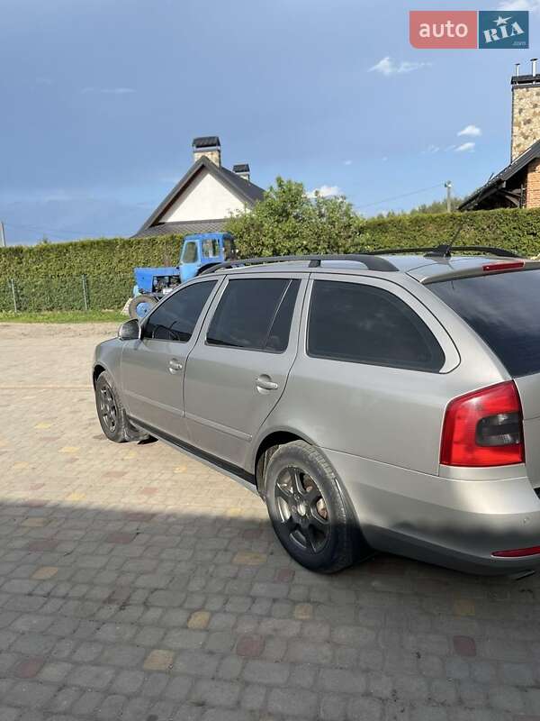 Універсал Skoda Octavia 2009 в 