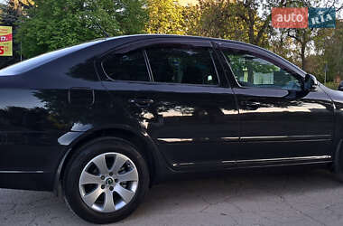 Ліфтбек Skoda Octavia 2011 в 