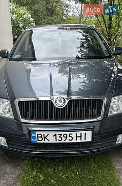 Лифтбек Skoda Octavia 2005 в 