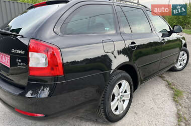 Универсал Skoda Octavia 2010 в 