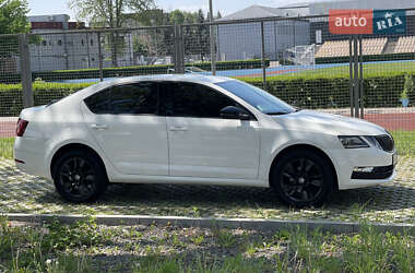 Лифтбек Skoda Octavia 2019 в 