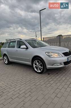 Универсал Skoda Octavia 2011 в 
