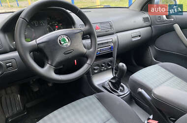 Лифтбек Skoda Octavia 2005 в 