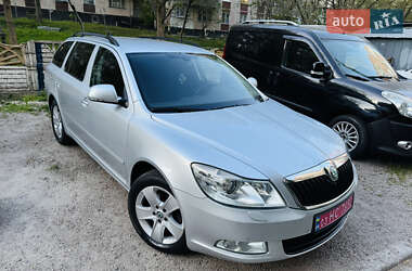 Универсал Skoda Octavia 2009 в 