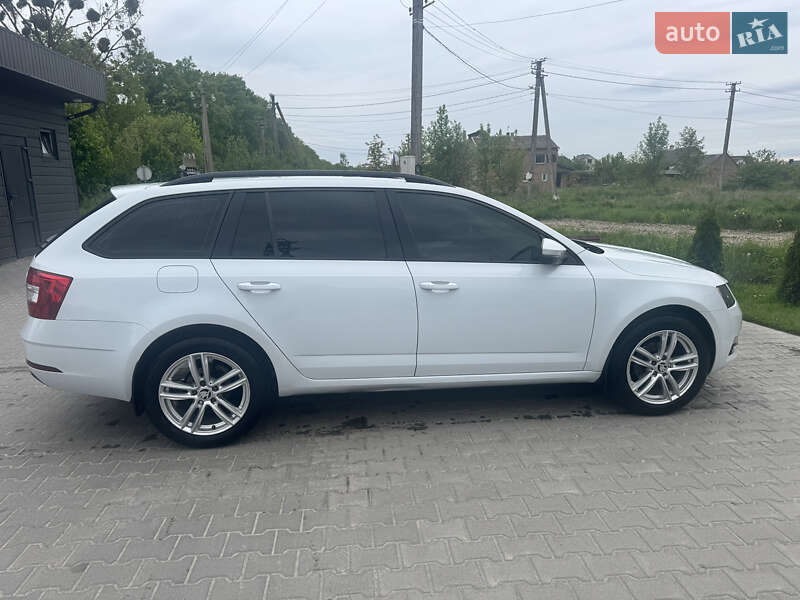 Универсал Skoda Octavia 2017 в Львове