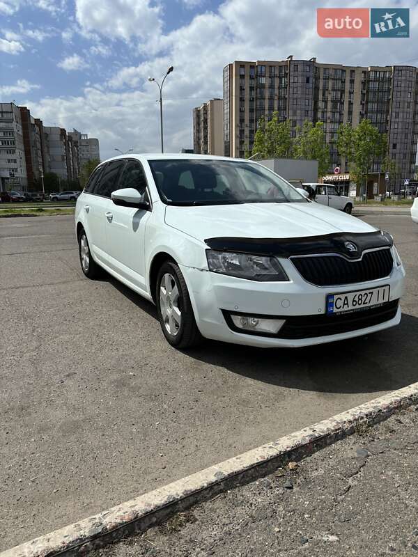Універсал Skoda Octavia 2015 в Черкасах