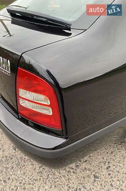 Ліфтбек Skoda Octavia 2005 в 