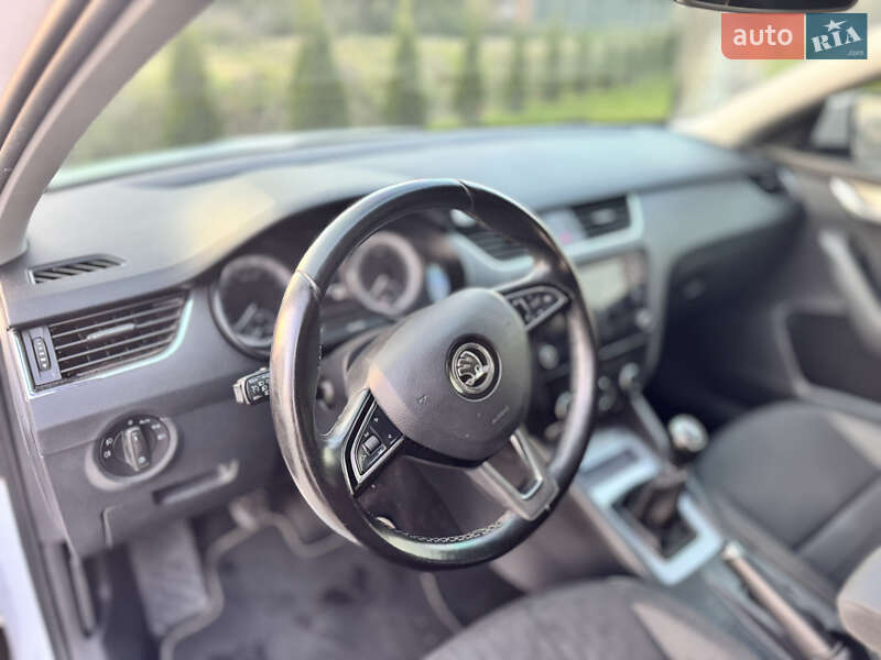 Универсал Skoda Octavia 2017 в Львове