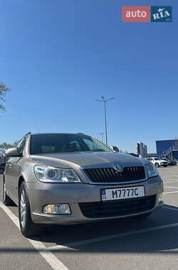 Универсал Skoda Octavia 2010 в Днепре