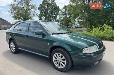Лифтбек Skoda Octavia 2003 в Ахтырке