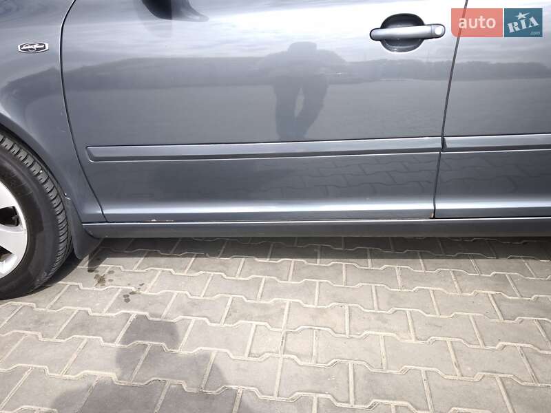 Универсал Skoda Octavia 2010 в Ивано-Франковске
