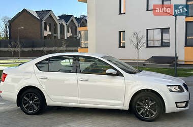 Ліфтбек Skoda Octavia 2016 в 