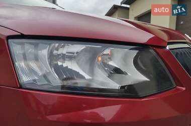 Лифтбек Skoda Octavia 2015 в 