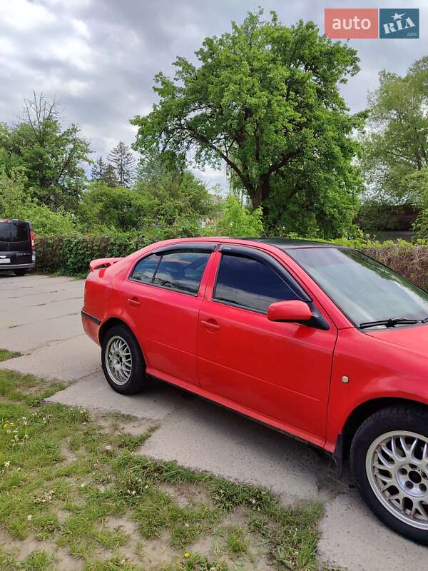 Универсал Skoda Octavia 2000 в Жовкве