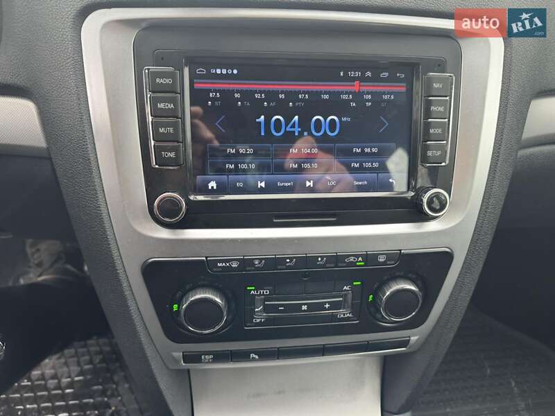 Універсал Skoda Octavia 2009 в Івано-Франківську