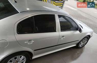 Ліфтбек Skoda Octavia 2004 в 