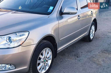 Лифтбек Skoda Octavia 2012 в 