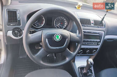 Лифтбек Skoda Octavia 2012 в 