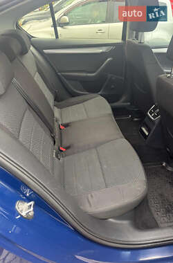 Лифтбек Skoda Octavia 2013 в 