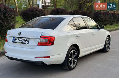 Ліфтбек Skoda Octavia 2013 в 