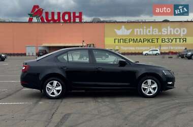 Ліфтбек Skoda Octavia 2019 в 