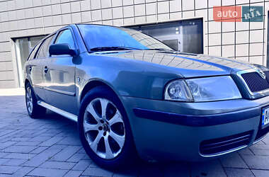 Универсал Skoda Octavia 2001 в 