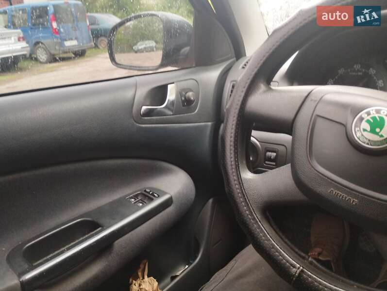 Універсал Skoda Octavia 2009 в Збаражі