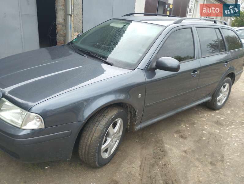 Універсал Skoda Octavia 2009 в Збаражі