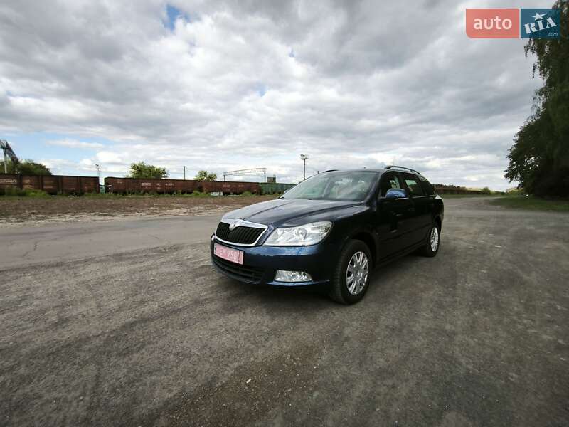 Універсал Skoda Octavia 2010 в 