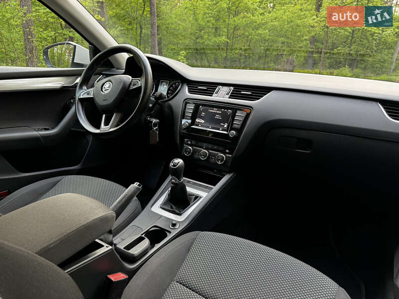 Універсал Skoda Octavia 2016 в Києві