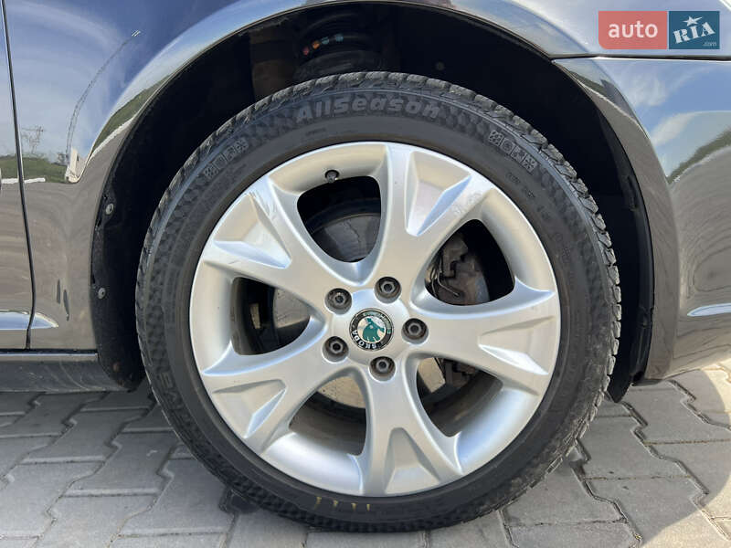 Універсал Skoda Octavia 2009 в Луцьку