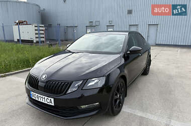 Ліфтбек Skoda Octavia 2018 в 