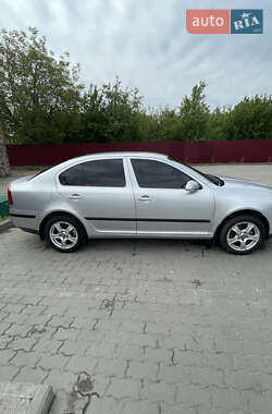 Лифтбек Skoda Octavia 2008 в 