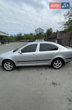 Лифтбек Skoda Octavia 2008 в 