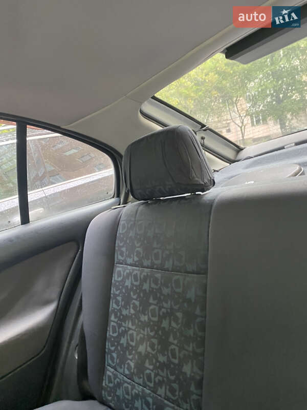 Ліфтбек Skoda Octavia 2002 в Івано-Франківську