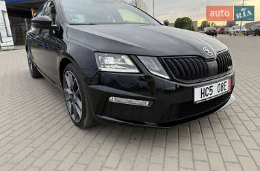 Ліфтбек Skoda Octavia 2019 в 