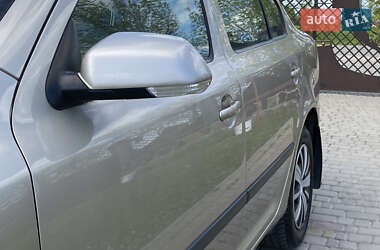 Ліфтбек Skoda Octavia 2004 в 