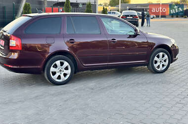 Универсал Skoda Octavia 2010 в 