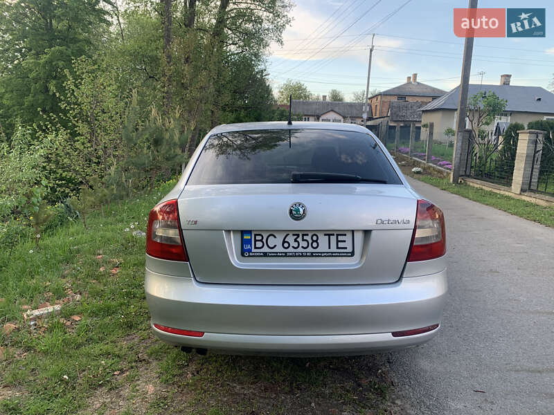 Ліфтбек Skoda Octavia 2011 в Львові