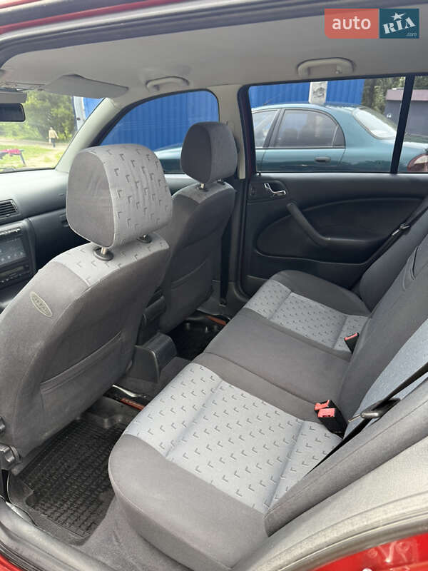 Универсал Skoda Octavia 2001 в Харькове