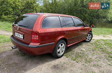 Универсал Skoda Octavia 2001 в 