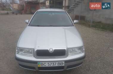 Лифтбек Skoda Octavia 2001 в 