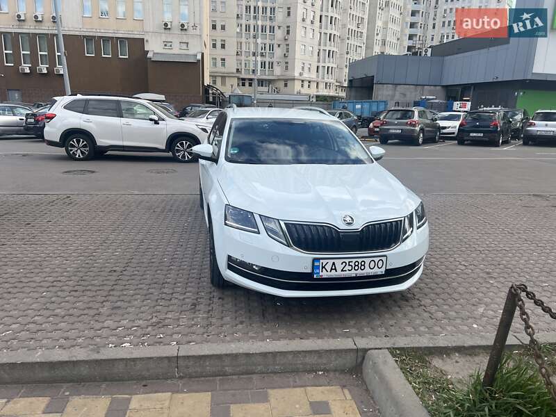 Универсал Skoda Octavia 2018 в 