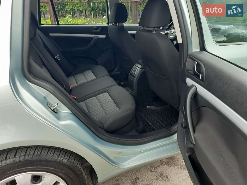 Универсал Skoda Octavia 2009 в Хмельницком