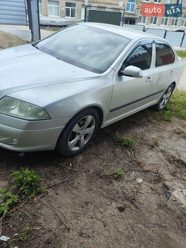 Ліфтбек Skoda Octavia 2006 в Тернополі